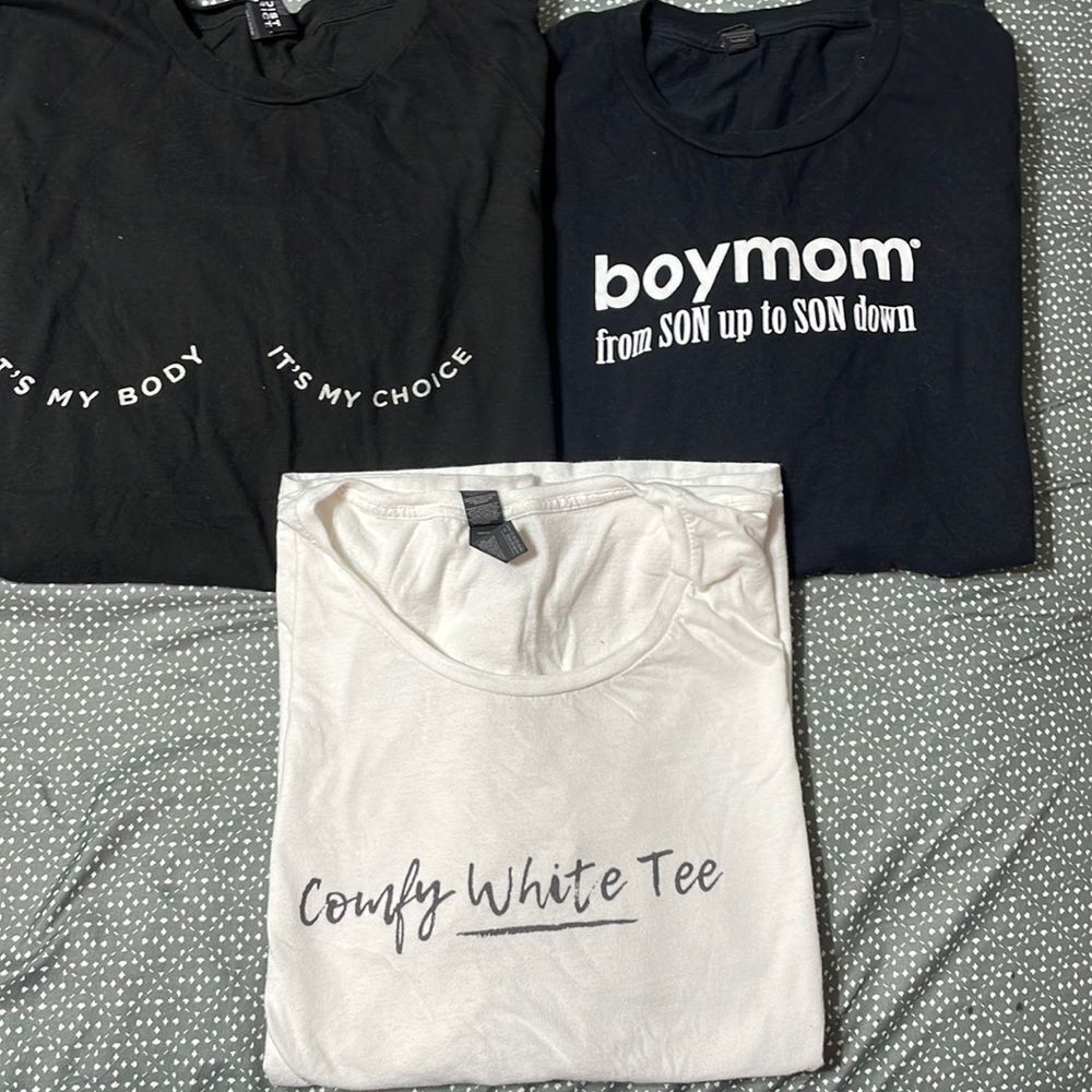3 pack of graphic tees. Boy mom XL other two are 2XL two black and one white
